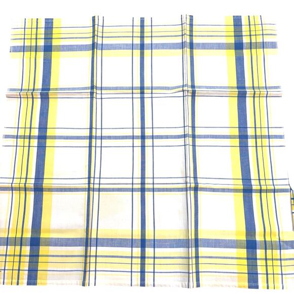 Cloth napkins set of 4 large squares cream blue yellow plaid print on cotton - Picture 3 of 6